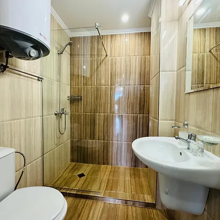 Horizon 6 'a' Apartment